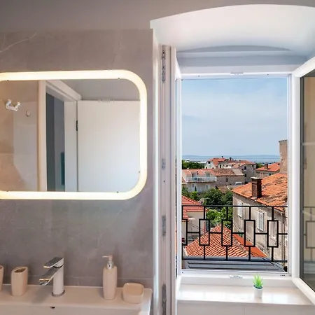 Luxury 7heaven Apartment